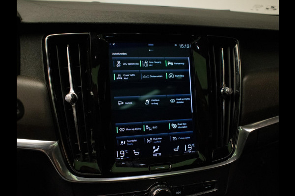 Volvo V90 Cross Country 2.0 T5 Pro Sport (APPLE CARPLAY,NAVI,HEAD-UP DISPLAY,CAMERA,STOEL/STUUR VERWARMING,MEMORY STOELEN,PDC,DAB)