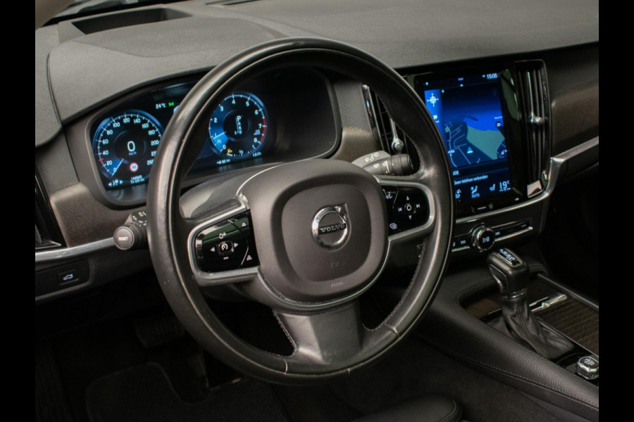 Volvo V90 Cross Country 2.0 T5 Pro Sport (APPLE CARPLAY,NAVI,HEAD-UP DISPLAY,CAMERA,STOEL/STUUR VERWARMING,MEMORY STOELEN,PDC,DAB)