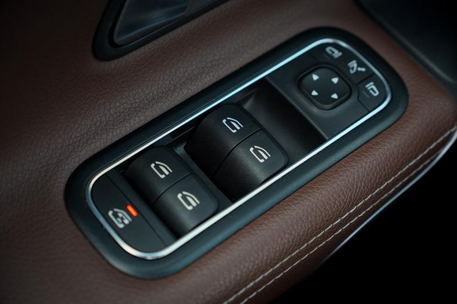 Mercedes-Benz A-Klasse AMG 35 4MATIC Edition 1 / Pano / Adaptive Cruise / Burmester