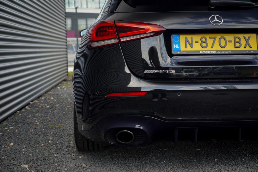 Mercedes-Benz A-Klasse AMG 35 4MATIC Edition 1 / Pano / Adaptive Cruise / Burmester