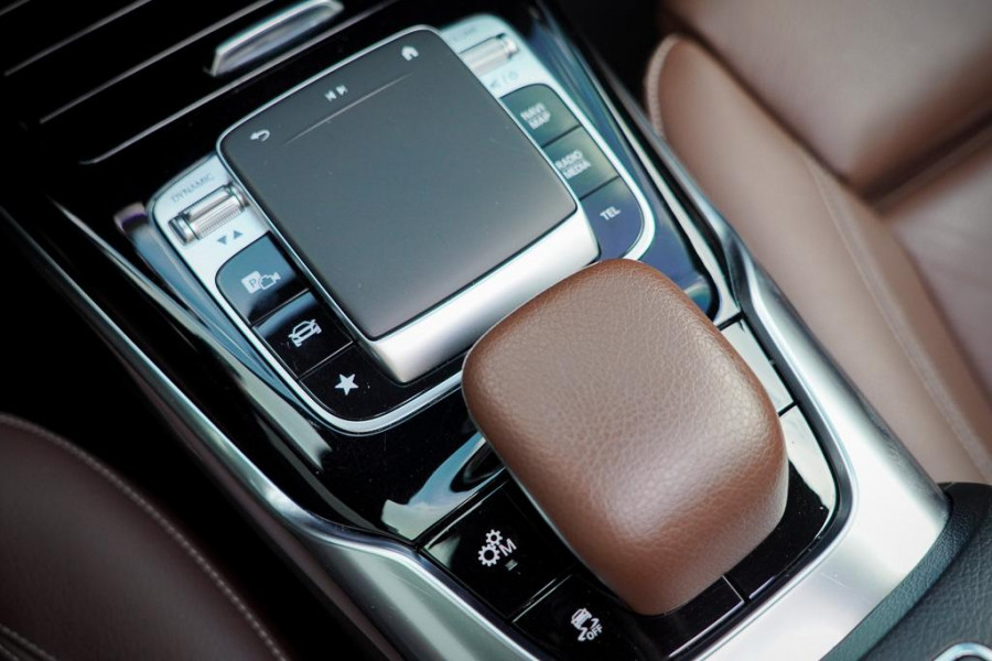 Mercedes-Benz A-Klasse AMG 35 4MATIC Edition 1 / Pano / Adaptive Cruise / Burmester