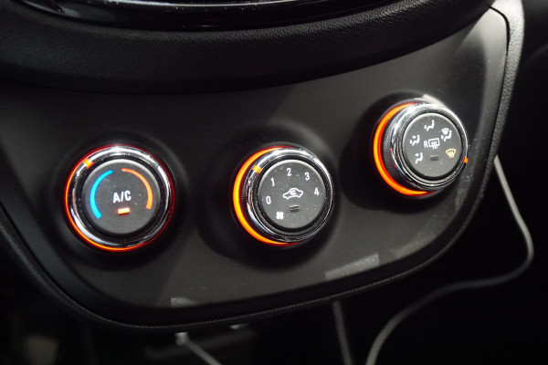 Opel KARL 1.0 Rocks Online Edition + APPLE CARPLAY / NAVIGATIE / CRUISE CONTROL