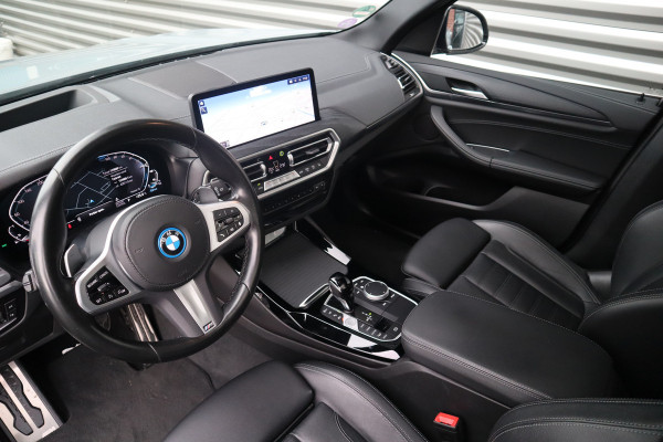 BMW X3 xDrive30e M-Sport Panorama / 360 camera / Head-Up / Trekhaak / HiFi / Blackline /