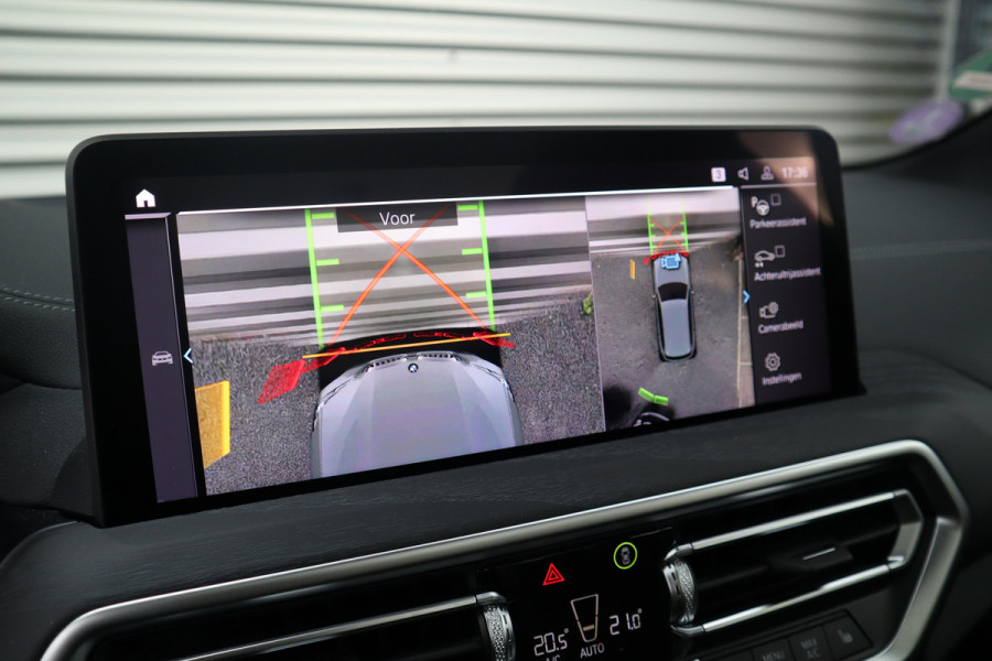 BMW X3 xDrive30e M-Sport Panorama / 360 camera / Head-Up / Trekhaak / HiFi / Blackline /