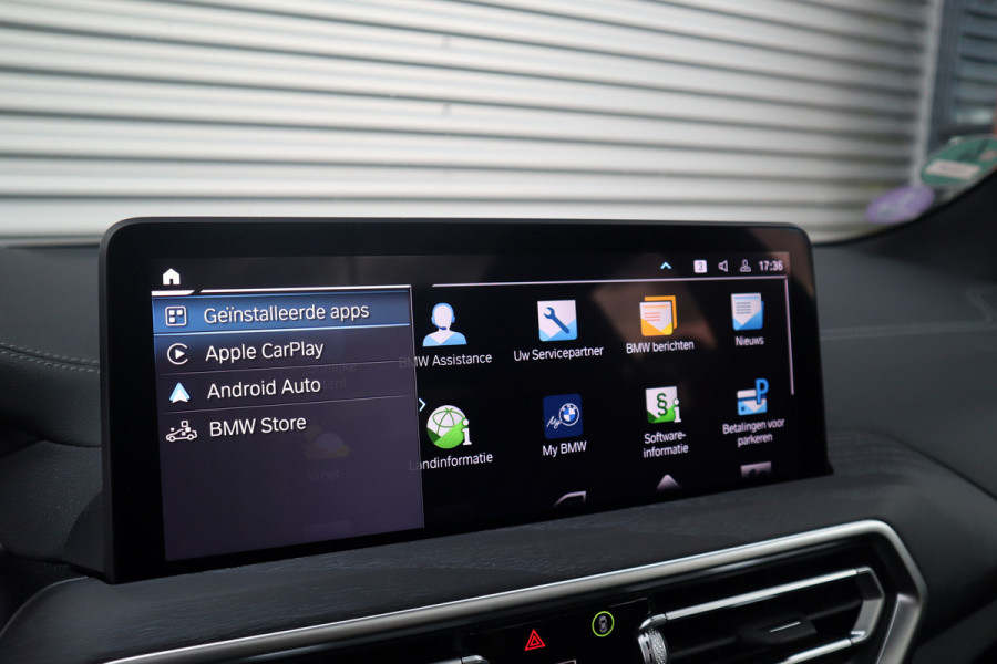 BMW X3 xDrive30e M-Sport Panorama / 360 camera / Head-Up / Trekhaak / HiFi / Blackline /