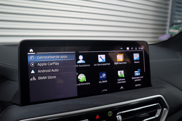 BMW X3 xDrive30e M-Sport Panorama / 360 camera / Head-Up / Trekhaak / HiFi / Blackline /