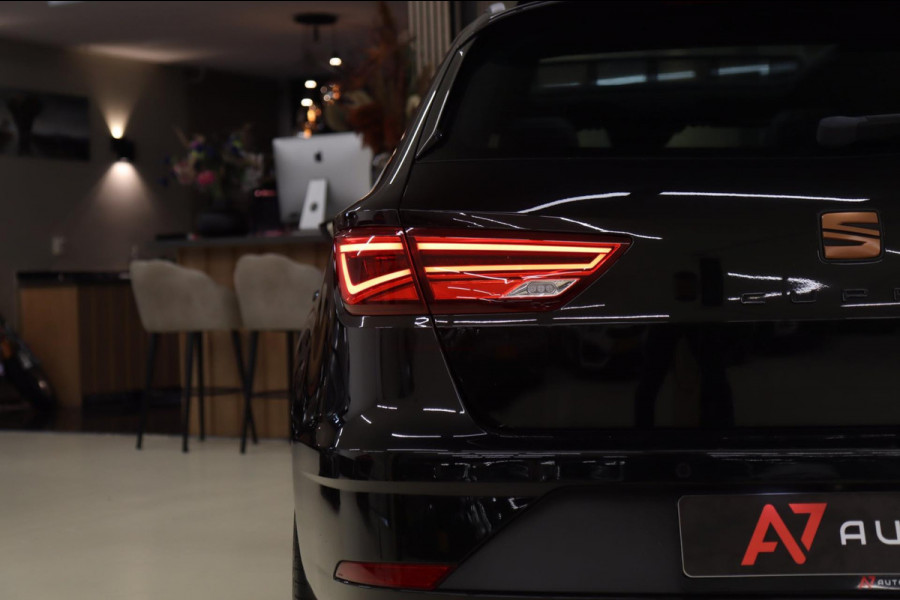 Seat León ST 2.0 TSI 4DRIVE CUPRA /CARPLAY/CAM/PANO/STOELV/BOMVOLL