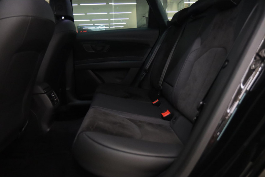 Seat León ST 2.0 TSI 4DRIVE CUPRA /CARPLAY/CAM/PANO/STOELV/BOMVOLL