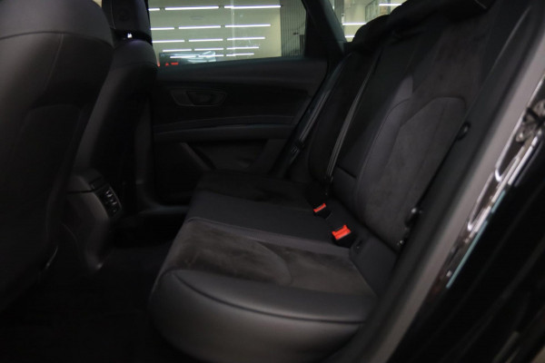 Seat León ST 2.0 TSI 4DRIVE CUPRA /CARPLAY/CAM/PANO/STOELV/BOMVOLL