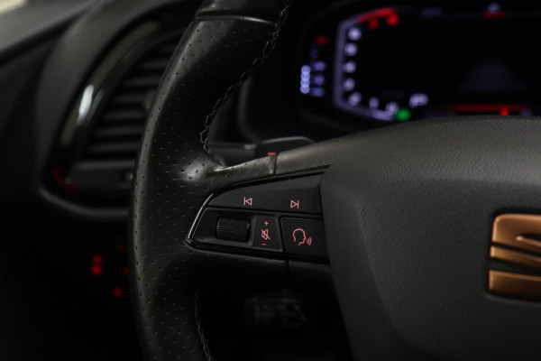 Seat León ST 2.0 TSI 4DRIVE CUPRA /CARPLAY/CAM/PANO/STOELV/BOMVOLL