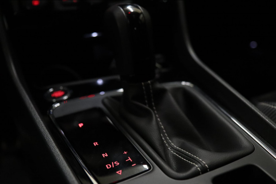 Seat León ST 2.0 TSI 4DRIVE CUPRA /CARPLAY/CAM/PANO/STOELV/BOMVOLL