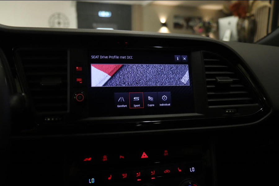 Seat León ST 2.0 TSI 4DRIVE CUPRA /CARPLAY/CAM/PANO/STOELV/BOMVOLL