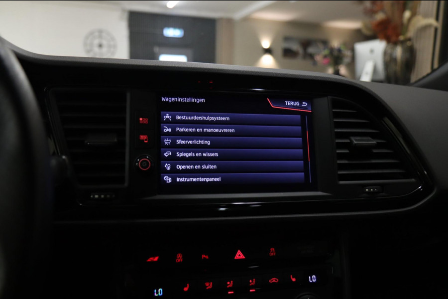Seat León ST 2.0 TSI 4DRIVE CUPRA /CARPLAY/CAM/PANO/STOELV/BOMVOLL