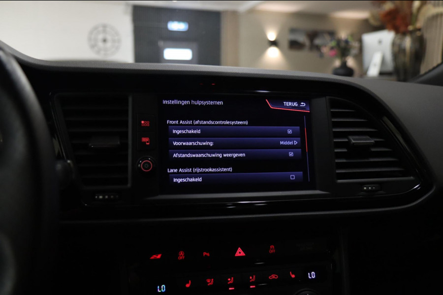 Seat León ST 2.0 TSI 4DRIVE CUPRA /CARPLAY/CAM/PANO/STOELV/BOMVOLL