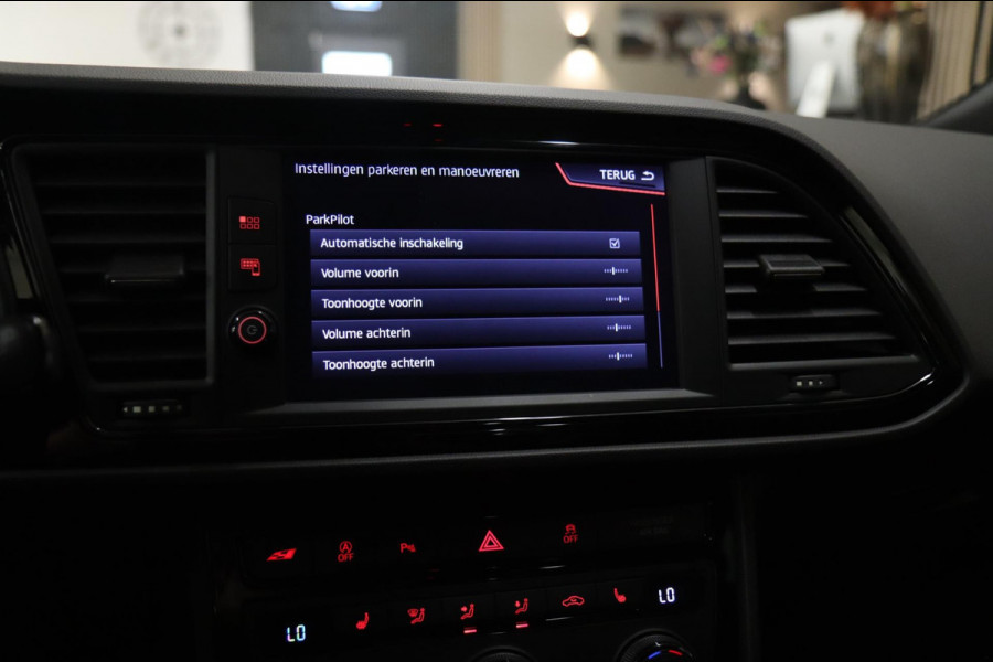 Seat León ST 2.0 TSI 4DRIVE CUPRA /CARPLAY/CAM/PANO/STOELV/BOMVOLL