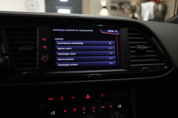 Seat León ST 2.0 TSI 4DRIVE CUPRA /CARPLAY/CAM/PANO/STOELV/BOMVOLL