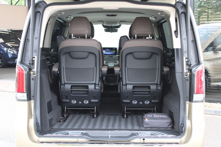 Mercedes-Benz V-Klasse 300d Lang / Exclusive / 6-persoons / Marge Auto / Luchtvering / Burmester / Elec Stoel / Vol Opties / NIEUWSTAAT