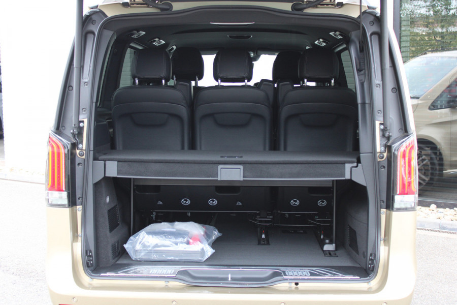 Mercedes-Benz V-Klasse 300 Benzine!! / Lang / Exclusive / 7-persoons / Burmester / Elec Stoel / Vol Opties / NIEUWSTAAT