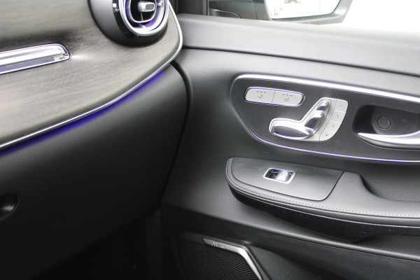 Mercedes-Benz V-Klasse 300 Benzine!! / Lang / Exclusive / DC / Burmester / Elec Stoel / Vol Opties / NIEUWSTAAT