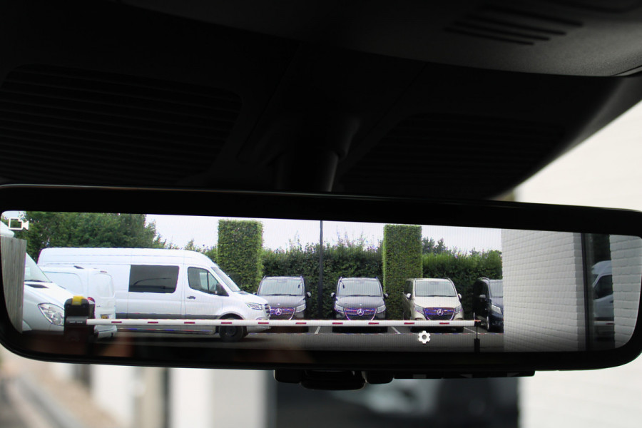 Mercedes-Benz V-Klasse 300 Benzine!! / Lang / Exclusive / DC / Burmester / Elec Stoel / Vol Opties / NIEUWSTAAT