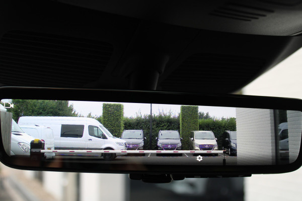 Mercedes-Benz V-Klasse 300 Benzine!! / Lang / Exclusive / DC / Burmester / Elec Stoel / Vol Opties / NIEUWSTAAT