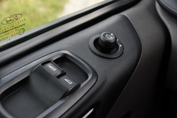 Ford Transit Custom 320 2.0 TDCI L1H1 MS-RT DC Camera, Cruise, Carplay, LED, 185pk, Stoelverwarming, Multimedia, Uniek!