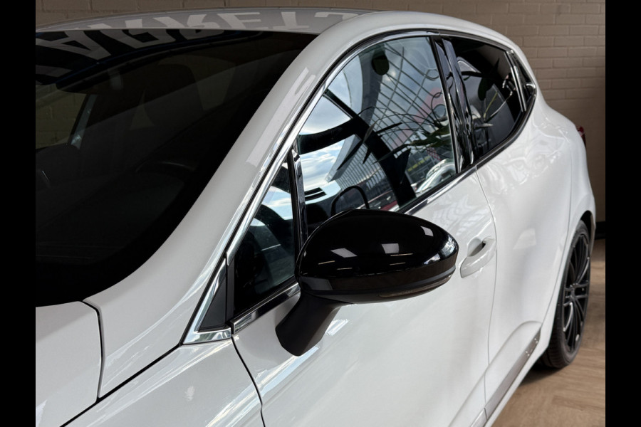 Renault Clio 1.3 TCe 130 PK | Edition One | VERKOCHT! Groot navi | Bose | 17" | Camera | Stuur & Stoel verwarming | 100% Onderhouden!