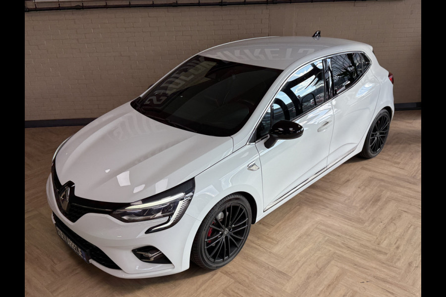 Renault Clio 1.3 TCe 130 PK | Edition One | VERKOCHT! Groot navi | Bose | 17" | Camera | Stuur & Stoel verwarming | 100% Onderhouden!
