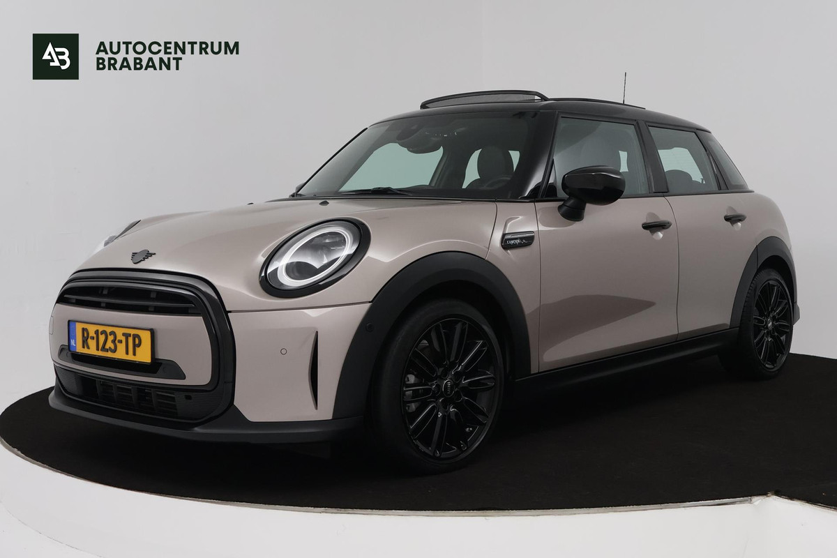 MINI Mini 1.5 Cooper Camden Plus Edition (PANORAMADAK, ACHTERUITRIJCAMERA, HEAD-UP, H&K AUDIO, SFEERVERLICHTING, STOELVERWARMING)