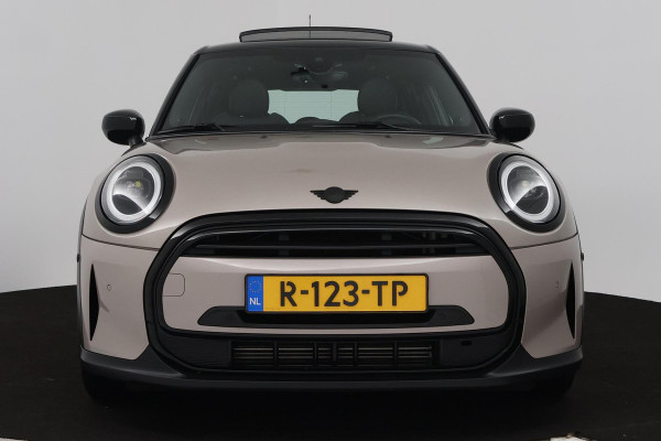 MINI Mini 1.5 Cooper Camden Plus Edition (PANORAMADAK, ACHTERUITRIJCAMERA, HEAD-UP, H&K AUDIO, SFEERVERLICHTING, STOELVERWARMING)