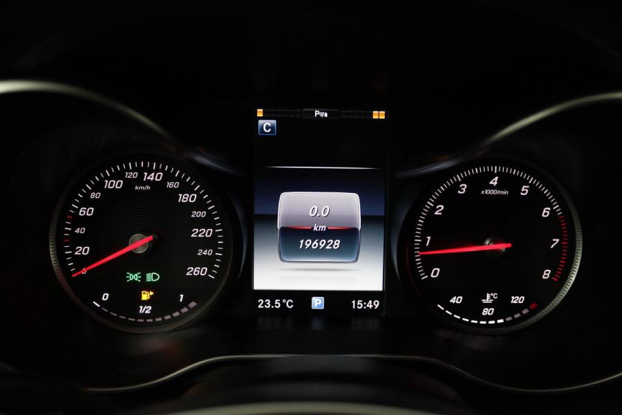 Mercedes-Benz C-Klasse Estate 160 AMG Sport Edition (TREKHAAK, STOELVERWARMING, NAVIGATIE, PARKEERSENSOREN, NAVIGATIE, NL-AUTO)