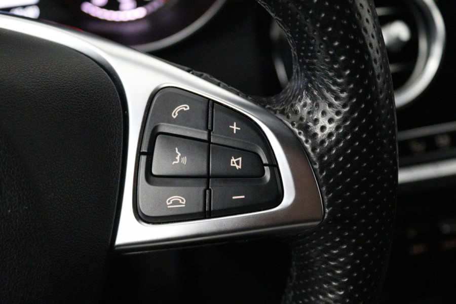 Mercedes-Benz C-Klasse Estate 160 AMG Sport Edition (TREKHAAK, STOELVERWARMING, NAVIGATIE, PARKEERSENSOREN, NAVIGATIE, NL-AUTO)