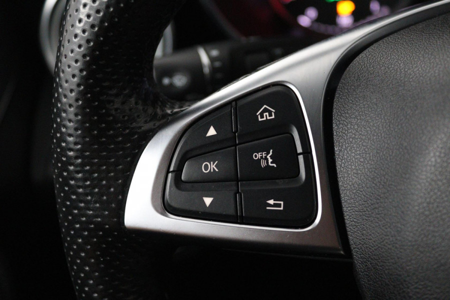 Mercedes-Benz C-Klasse Estate 160 AMG Sport Edition (TREKHAAK, STOELVERWARMING, NAVIGATIE, PARKEERSENSOREN, NAVIGATIE, NL-AUTO)