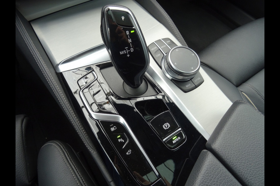 BMW 5 Serie 530e Business Edition Plus * M-PAKKET * H/K * HEAD-UP !!
