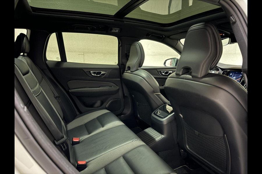 Volvo V60 2.0 T8 Recharge AWD R-Design Pano H/K Trekh. CarPlay