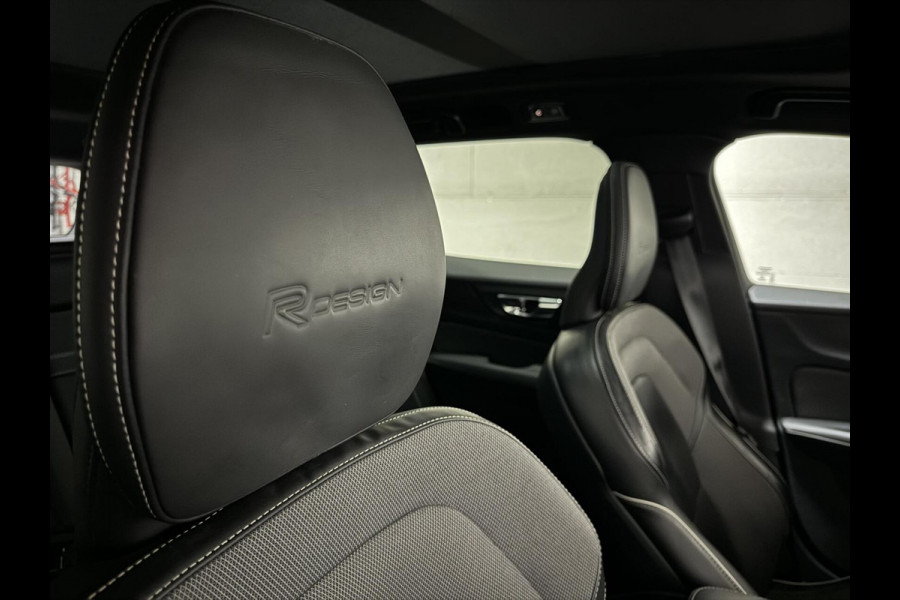 Volvo V60 2.0 T8 Recharge AWD R-Design Pano H/K Trekh. CarPlay