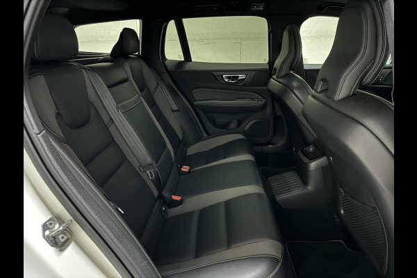 Volvo V60 2.0 T8 Recharge AWD R-Design Pano H/K Trekh. CarPlay