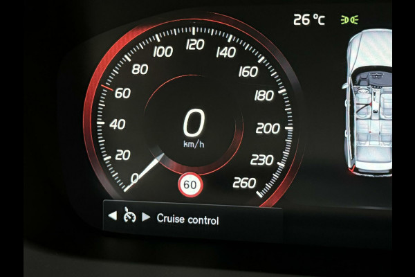 Volvo V60 2.0 T8 Recharge AWD R-Design Pano H/K Trekh. CarPlay