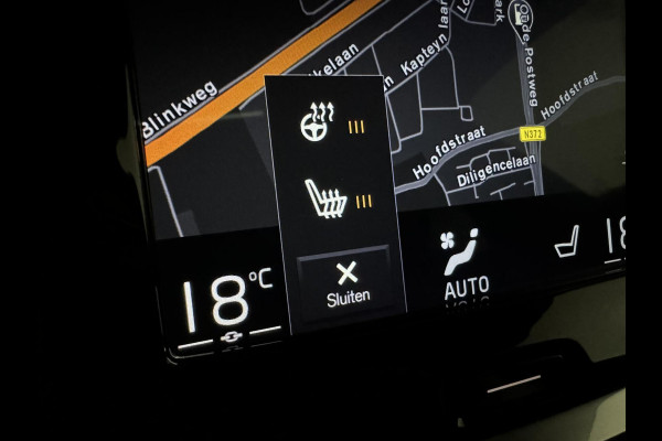 Volvo V60 2.0 T8 Recharge AWD R-Design Pano H/K Trekh. CarPlay