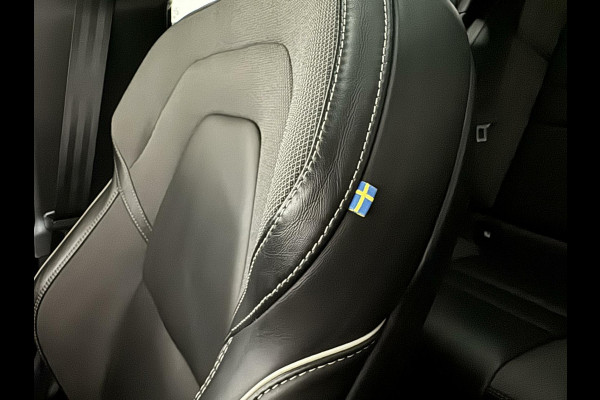 Volvo V60 2.0 T8 Recharge AWD R-Design Pano H/K Trekh. CarPlay