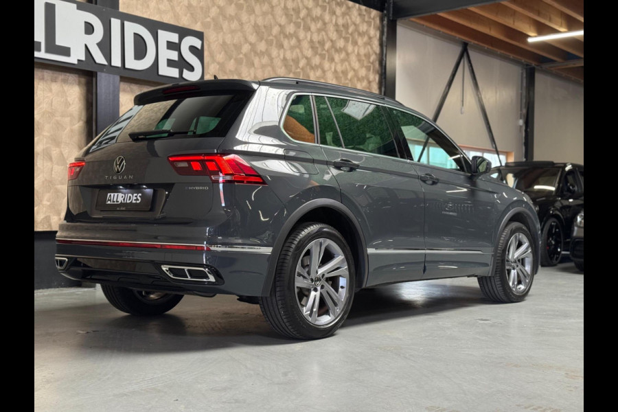 Volkswagen Tiguan 1.4 TSI eHybrid R-Line Business | Pano | Camera | Sfeerverlichting | ACC | CarPlay