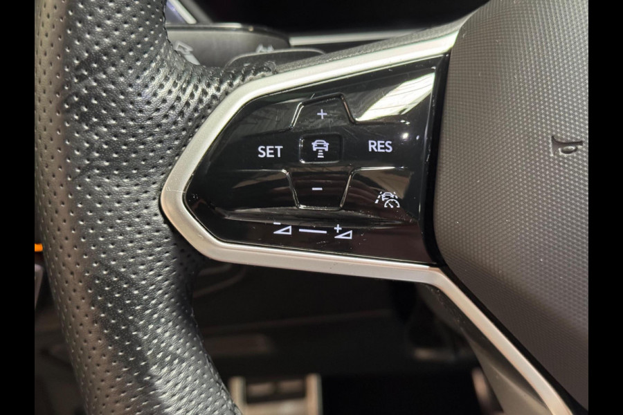Volkswagen Tiguan 1.4 TSI eHybrid R-Line Business | Pano | Camera | Sfeerverlichting | ACC | CarPlay