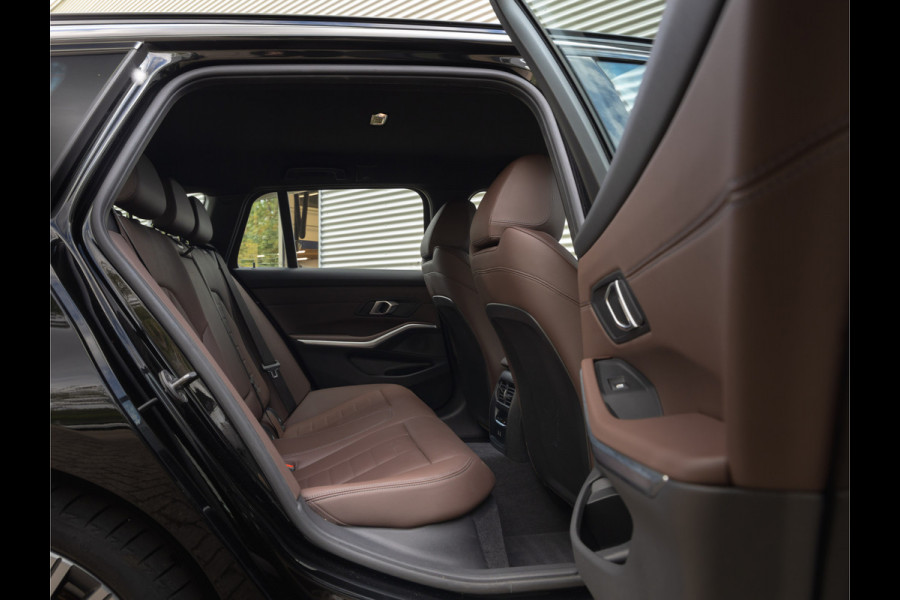 BMW 3 Serie Touring 320d - M-Sport - LCI 2 - Memoryzetels - Head-up - Trekhaak