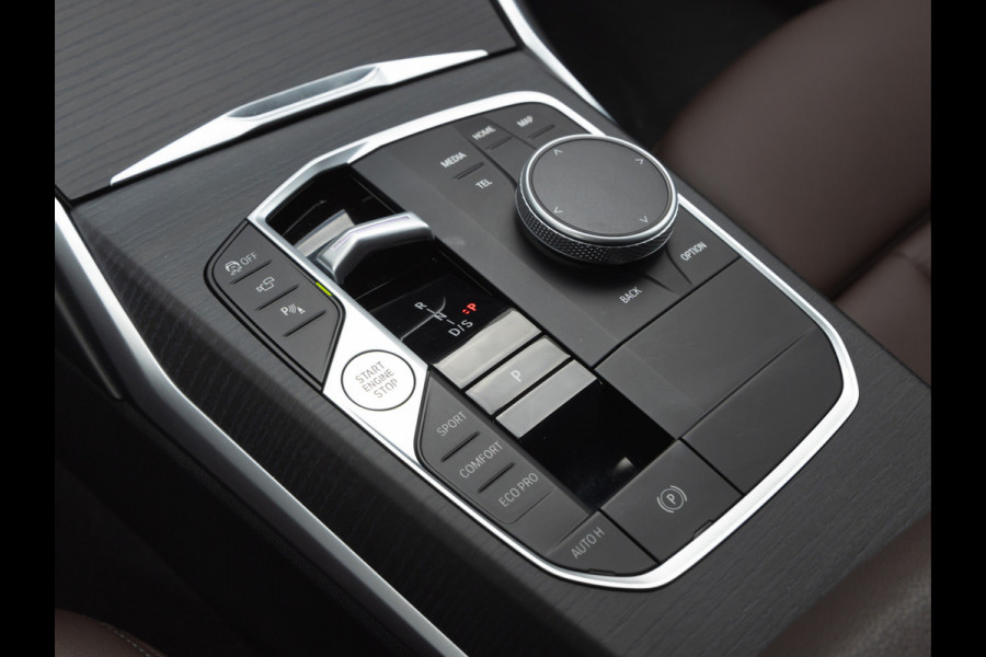 BMW 3 Serie Touring 320d - M-Sport - LCI 2 - Memoryzetels - Head-up - Trekhaak