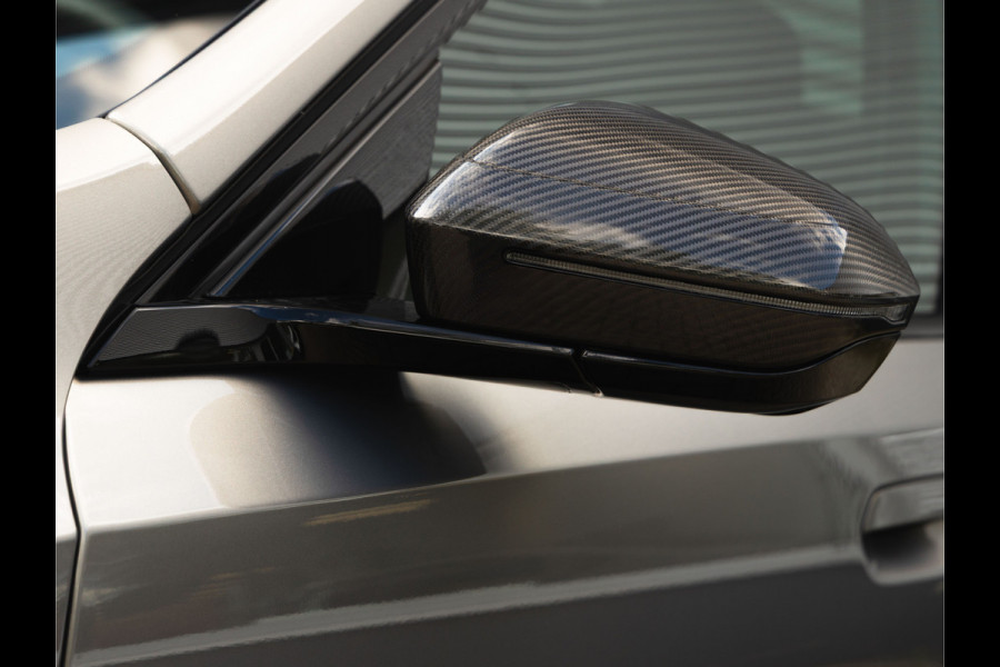 BMW i5 xDrive40 - M-Sport Pro - Pano - Trekhaak - ACC - Stoelventilatie