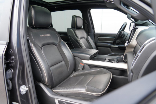 Dodge Ram 1500 5.7 V8 4x4 Crew Cab Limited Laramie / Pano / Harman Kardon / Elek. Treeplanken / EX. BTW / 2e Eigenaar