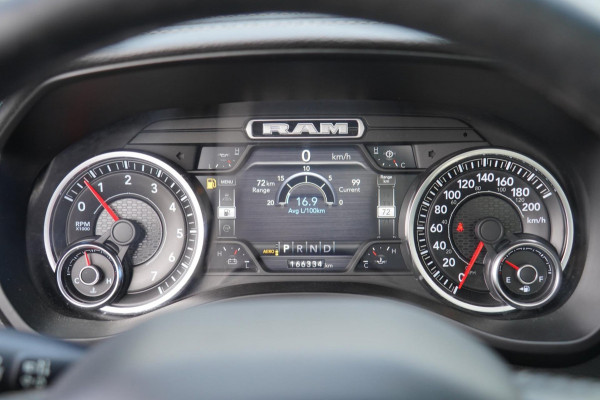 Dodge Ram 1500 5.7 V8 4x4 Crew Cab Limited Laramie / Pano / Harman Kardon / Elek. Treeplanken / EX. BTW / 2e Eigenaar