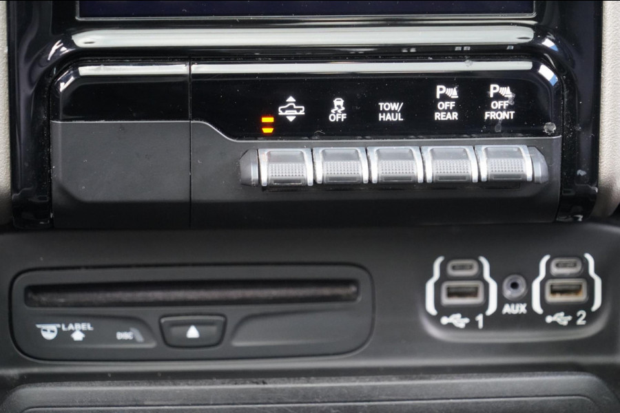Dodge Ram 1500 5.7 V8 4x4 Crew Cab Limited Laramie / Pano / Harman Kardon / Elek. Treeplanken / EX. BTW / 2e Eigenaar