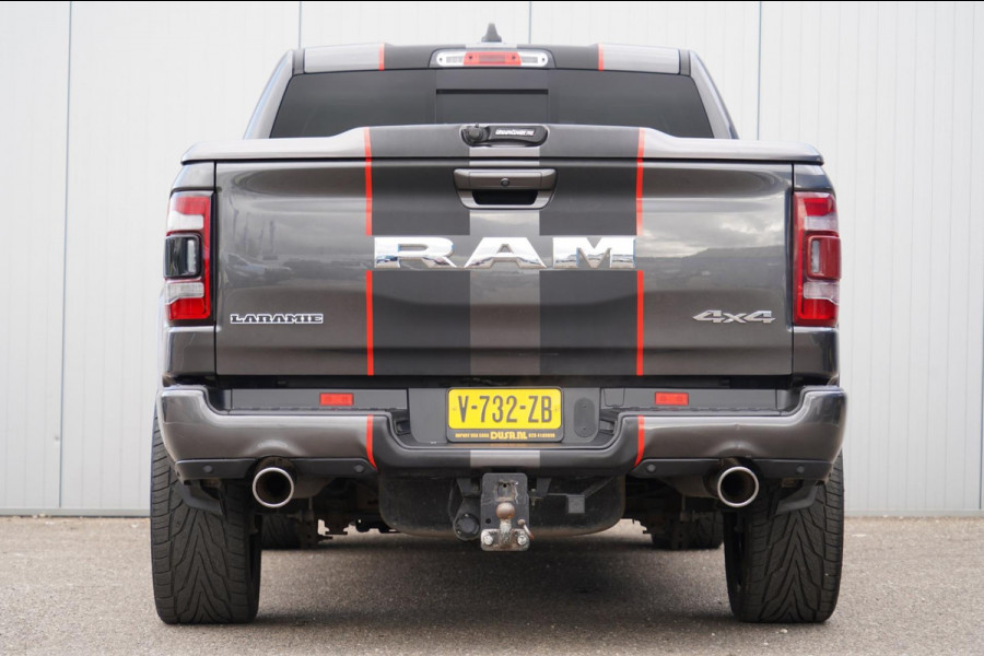 Dodge Ram 1500 5.7 V8 4x4 Crew Cab Limited Laramie / Pano / Harman Kardon / Elek. Treeplanken / EX. BTW / 2e Eigenaar