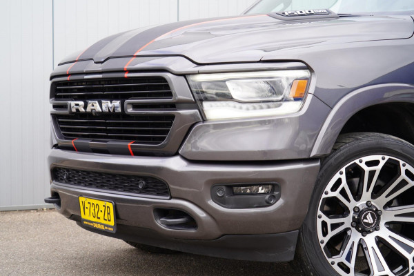 Dodge Ram 1500 5.7 V8 4x4 Crew Cab Limited Laramie / Pano / Harman Kardon / Elek. Treeplanken / EX. BTW / 2e Eigenaar